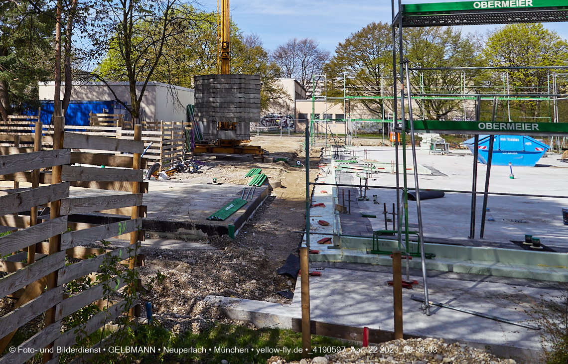 22.04.2023 - Luft- und Ebenenfotos vom Haus für Kinder in der Quiddestraße in Neuperlach